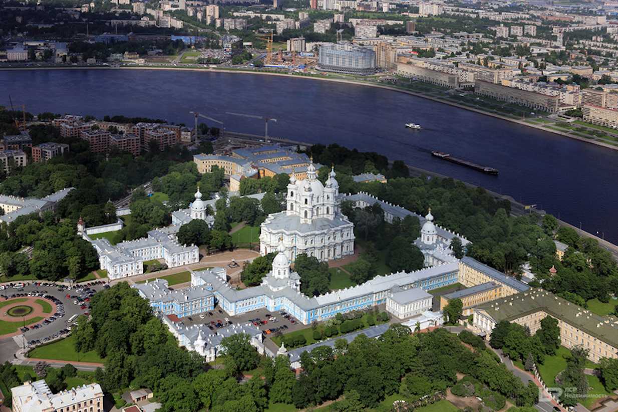 Купить квартиру в Смольный парк в Санкт-Петербурге – 2